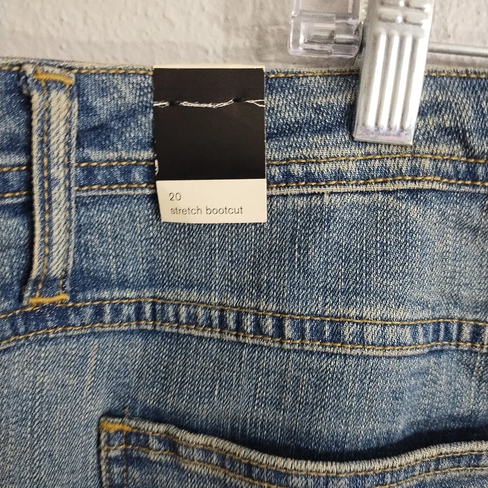 Venzia Plus Size Stretch Bootcut Blingy Front Preppy Boho Festival Jean 20‎